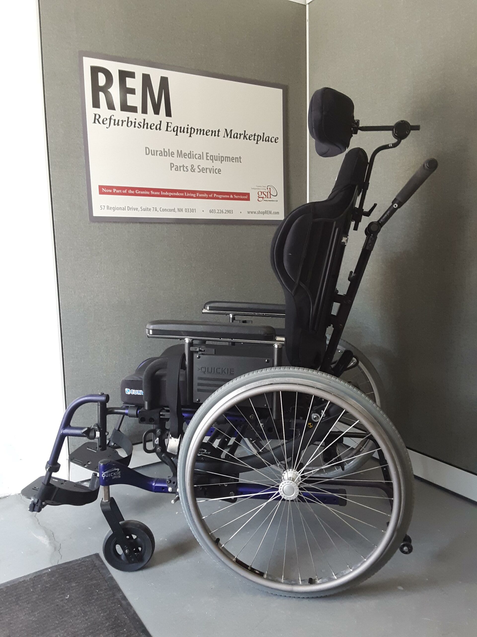 Wheelchair Quickie Iris Tilt-In-Space 20”W x 19”D