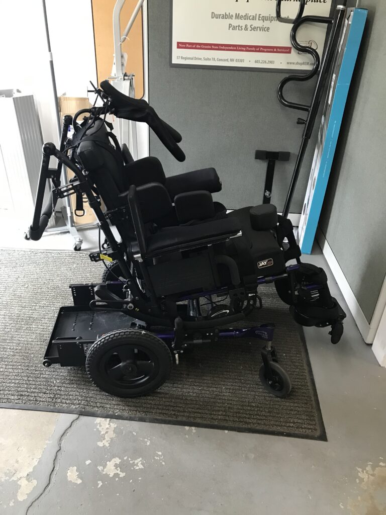 Wheelchair Tilt In Space Quickie Iris with Vent tray REM